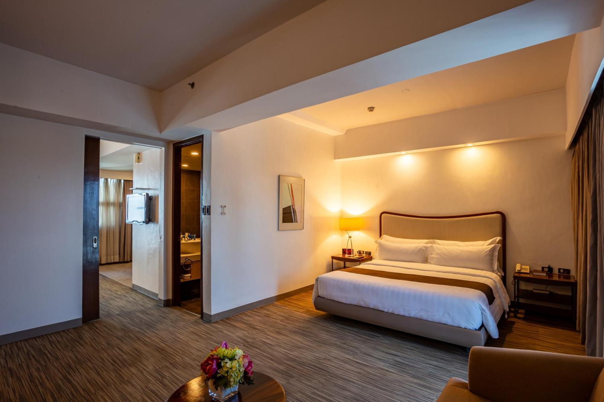 La Breza Hotel Quezon City Ngoại thất bức ảnh