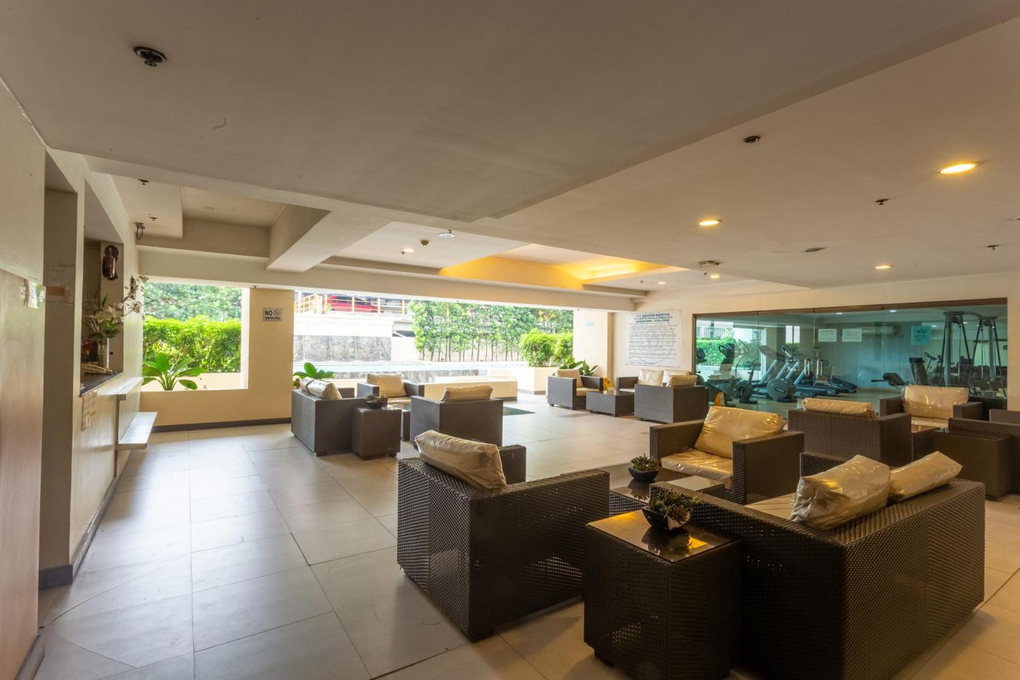 La Breza Hotel Quezon City Ngoại thất bức ảnh