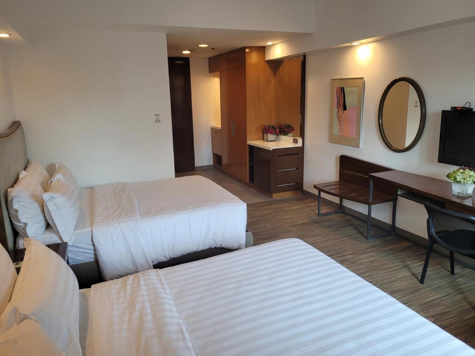 La Breza Hotel Quezon City Ngoại thất bức ảnh